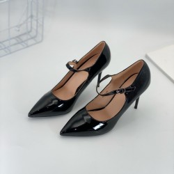 Women's shoes, leather shoes